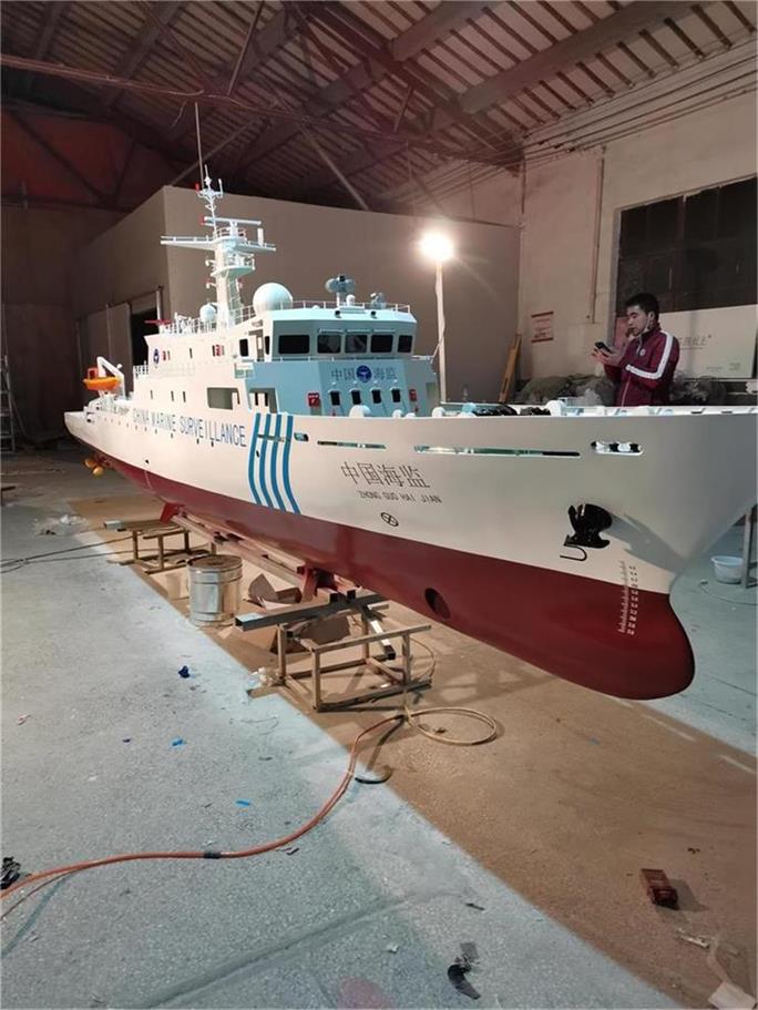 比如县船舶模型